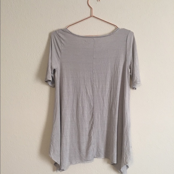 American Eagle Outfitters ~ Soft and Sexy T - Picture 6 of 7